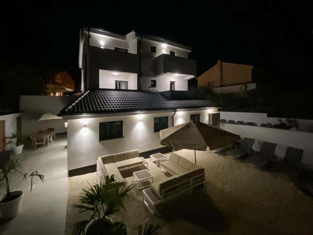 Villa Brig 36 เปรมันตูรา ภายนอก รูปภาพ